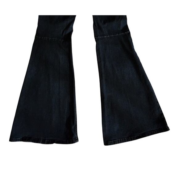 Free People We The Free Flared Jeans Pull On Blue Denim Stretch Women's Size 31 - Picture 6 of 15